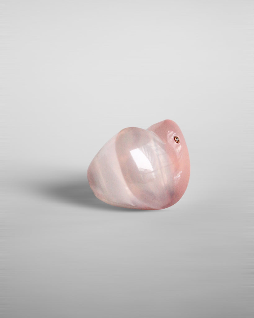 Rose Quartz Hoya ring with a diamond