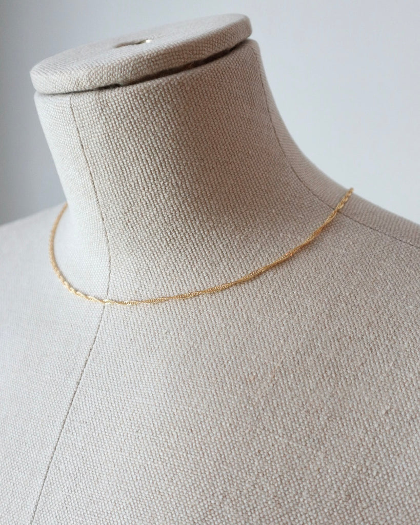 Twisted chain