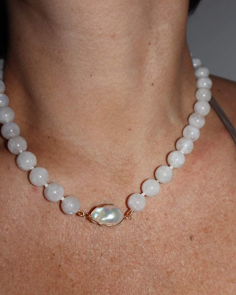 Moonstone Collar