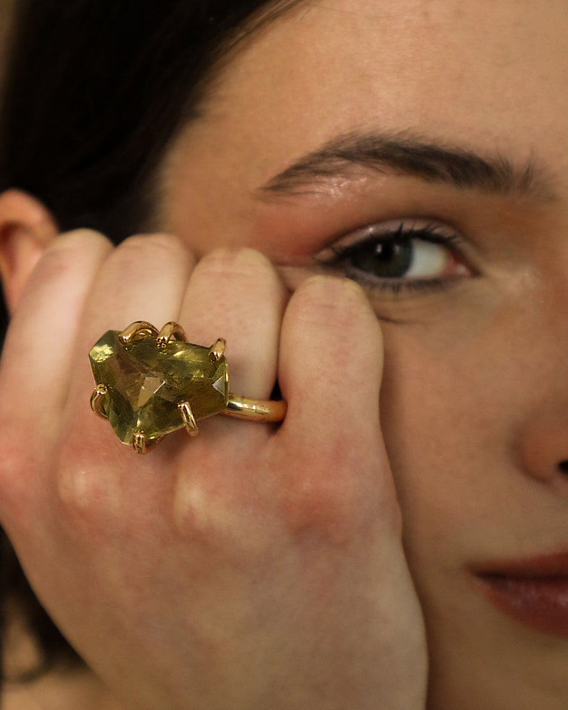 Lemon Quartz Brut Ring