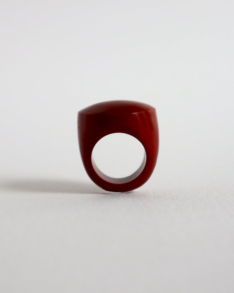 Red Jasper Hoya ring with a diamond