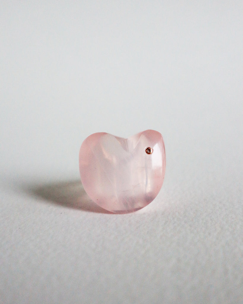 Rose Quartz Hoya ring with a diamond