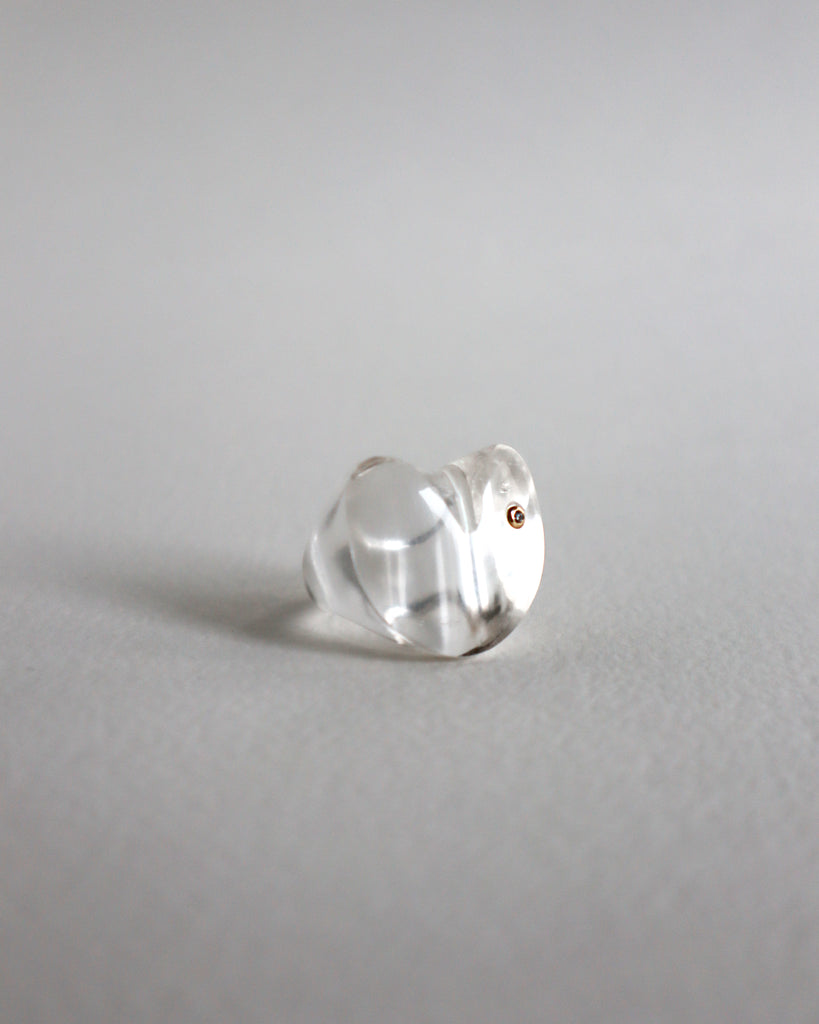 Rock Crystal Hoya ring with a diamond