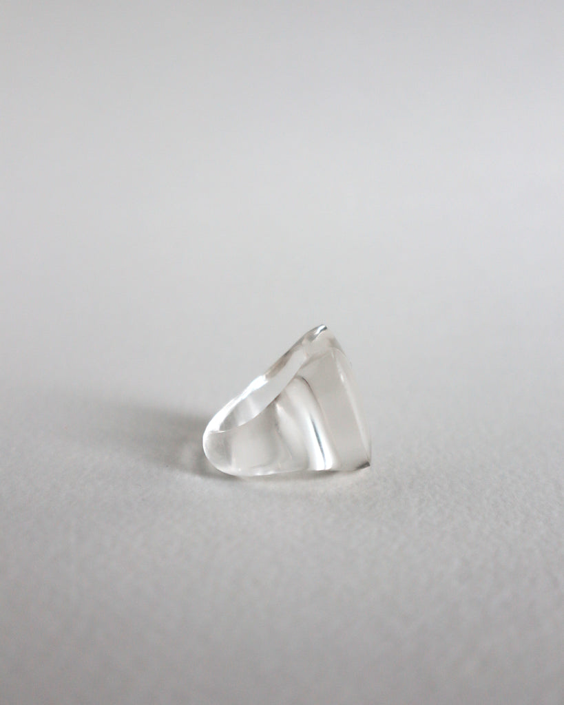 Rock Crystal Hoya ring with a diamond