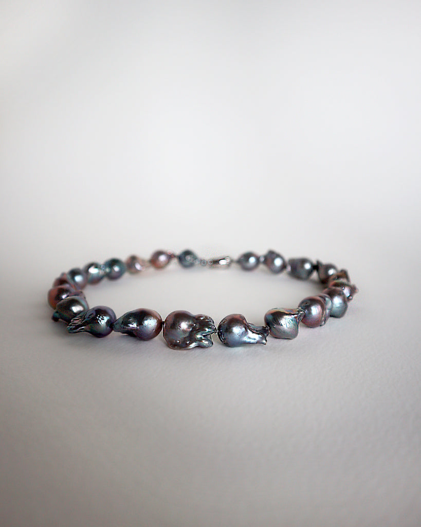Barroque Grey Pearl Necklace