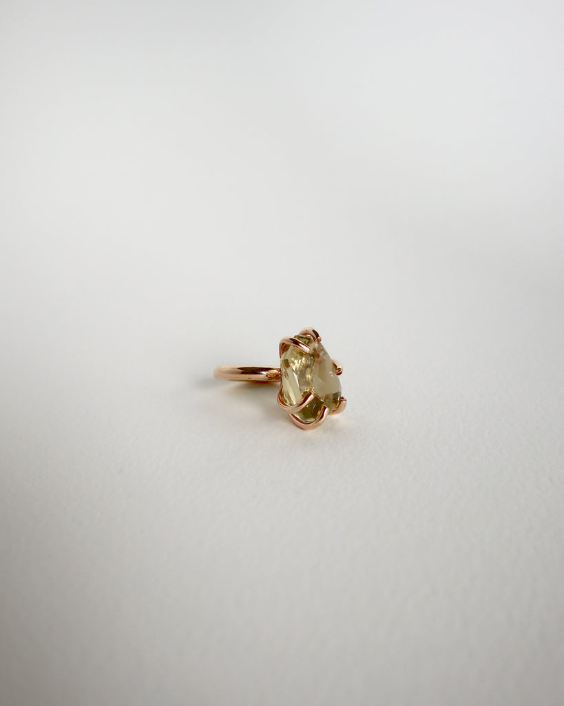 Lemon Quartz Brut Ring