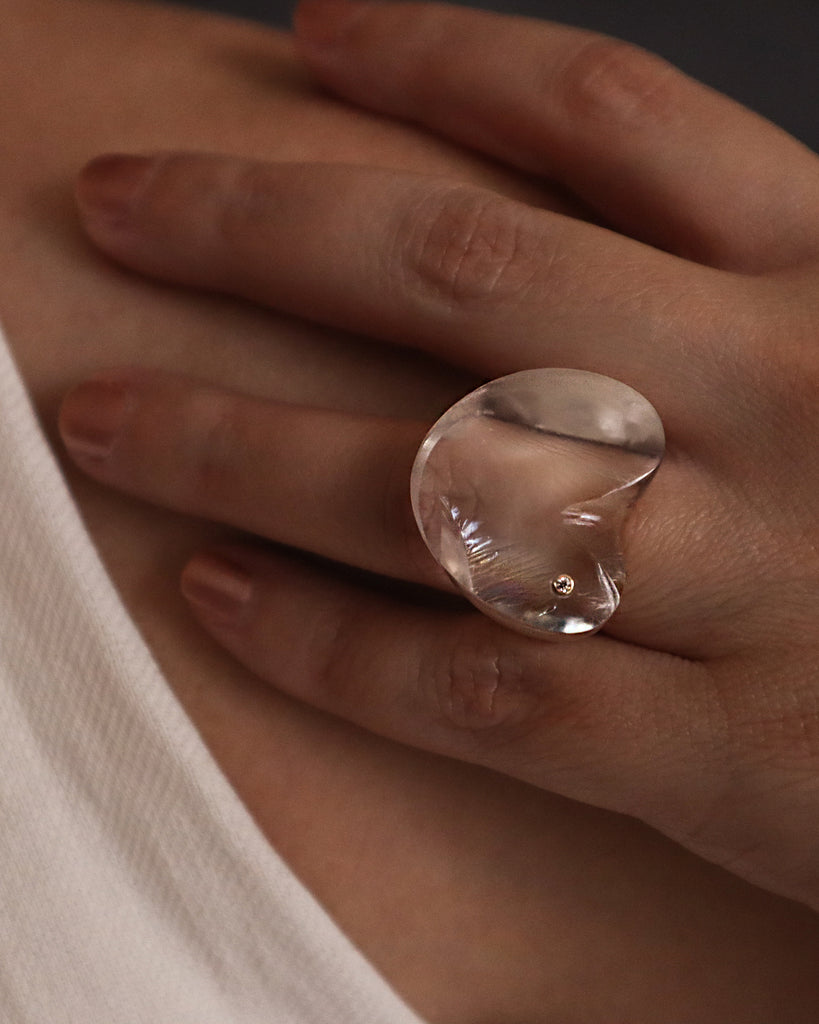 Rock Crystal Hoya ring with a diamond