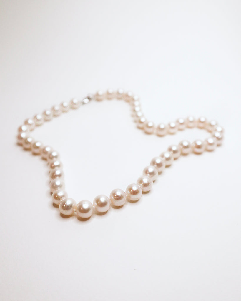 Classic Pearl Necklace